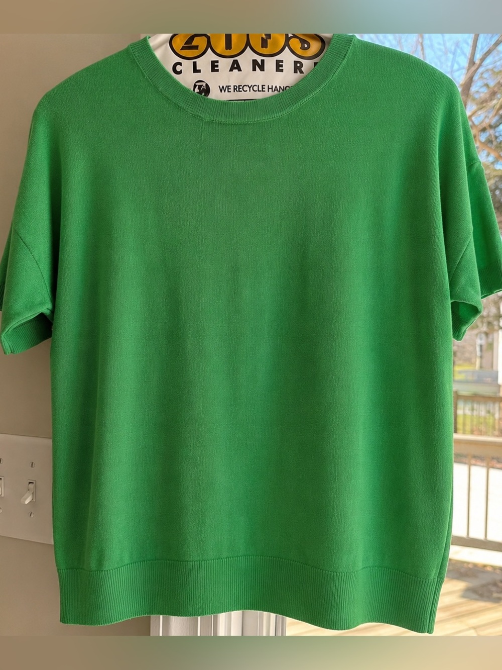 Banana Republic Kelly Green Knit Top - Picture 2 of 7